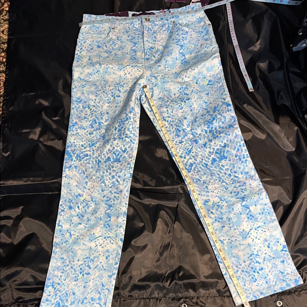 Gloria Vanderbilt Light Blue Abstract Straight Leg Jeans